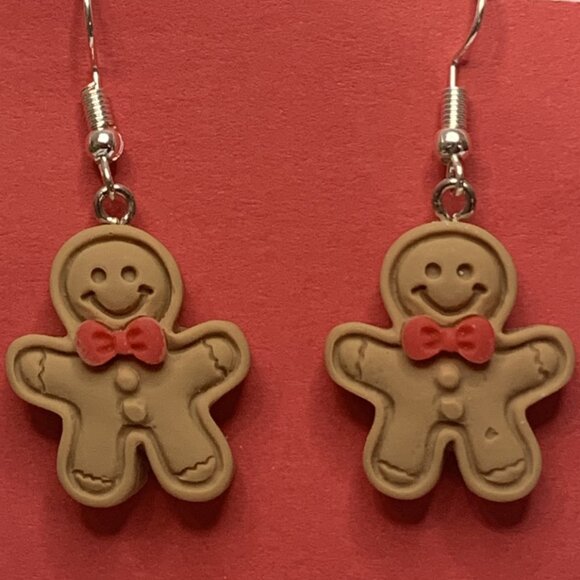 Gingerbread Man Earring, Christmas Earring, Gift Idea, Holiday Earring - Picture 2 of 4